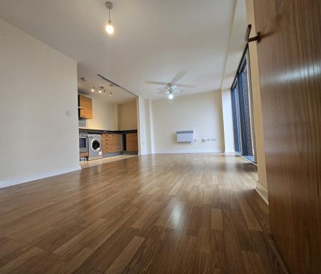 2 bedroom apartment to rent - Photo 2
