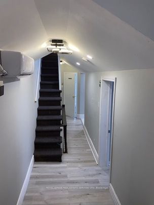 For Lease - 206 Carlton Street Unit# 303, Toronto, Ontario - Photo 1