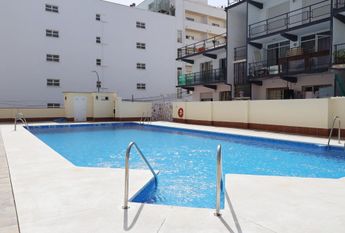 Fantástico ático dúplex en Benalmádena de dos dormitorios con estupendas vistas. – ben414mm