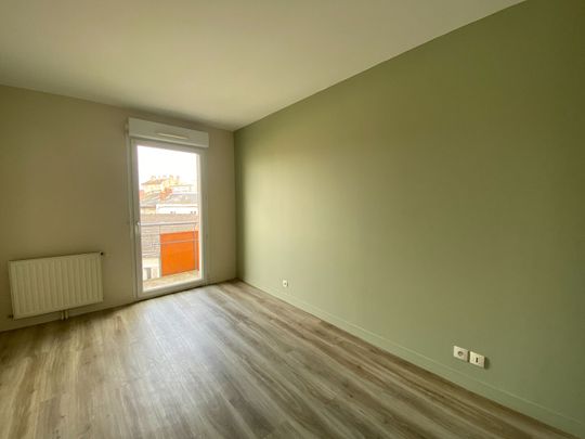 SANS FRAIS D'AGENCE -RUE ENCOMBE VINEUSE, Grand T4 de 92m² avec garage/parking et balcon ! - Photo 1