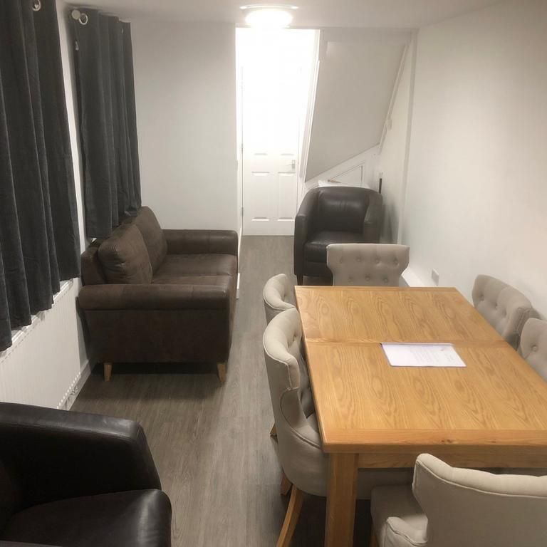 7 bedroom house to rent - Photo 1