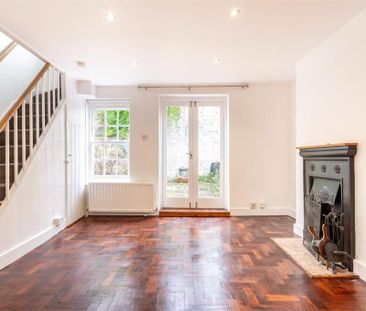 3 bedroom terraced house to rent - Photo 1