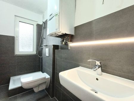 Die kleine mit Balkon - Foto 4