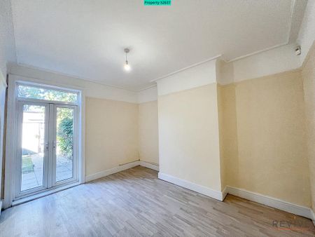 3 bedroom terraced house to rent - Photo 5