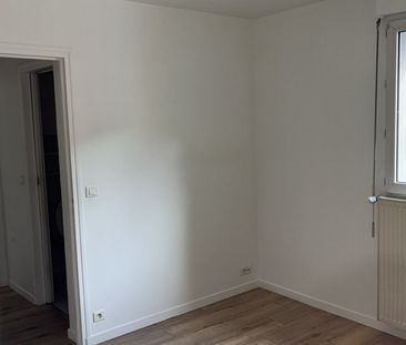 Location Appartement 3 pièces 67m² - Photo 6