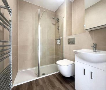 2 bedroom flat to rent - Photo 6