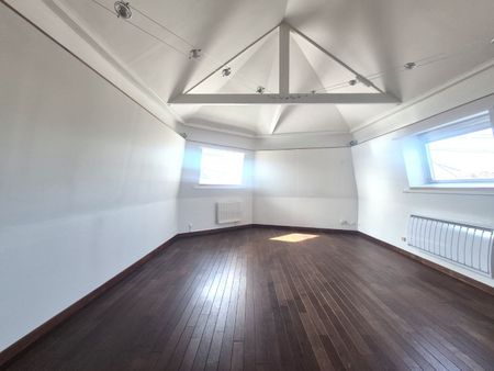 Location Appartement 2 pièces 62m² LINSELLES 59126 - Photo 2