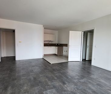 Location Appartement 2 pièces Roubaix (59100) - ROUBAIX BEAUMONT EDHEC - Photo 1