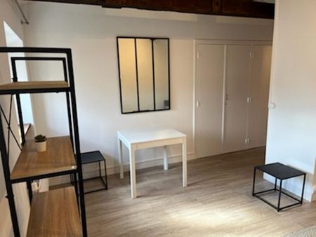 Location Appartement 1 pièce 30m² BORDEAUX 33000 - Photo 4