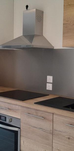 Location Appartement 1 pièce 32m² THONON LES BAINS 74200 - Photo 1