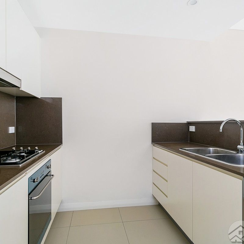 Entry via Block C,Modern 2-bedroom apartment, Now Leasing! - Photo 1