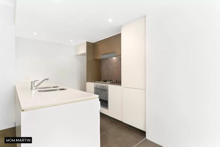 MGM MARTIN - TWO BEDROOM APARTMENT - Photo 3
