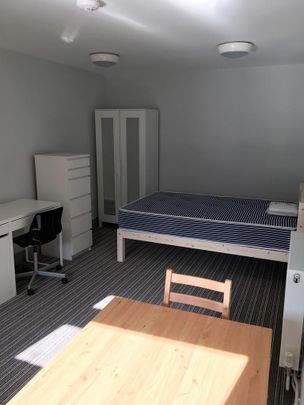 1 bedroom house to rent - Photo 1