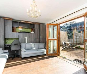 Cherry Tree Walk, Oakridge Village, Basingstoke, RG21 - Photo 1