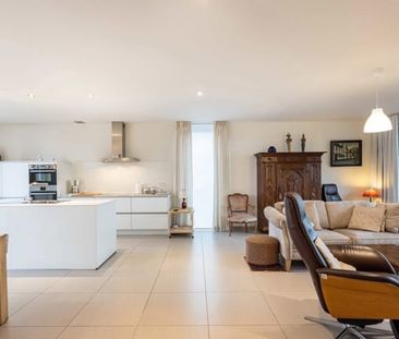 Appartement te huur - Photo 1