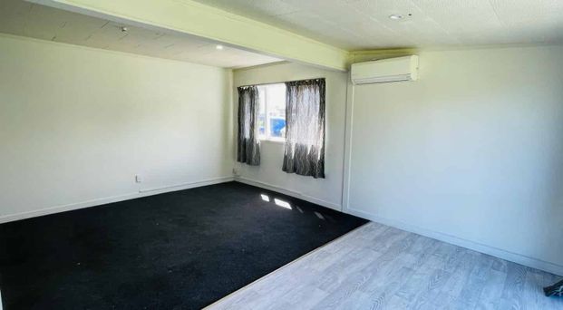 3 Bedroom, 1 Bathroom house located in Huntly, Waikato for Rent. - Photo 1