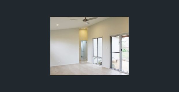 Bright and Breezy Taree West Flat - Photo 1