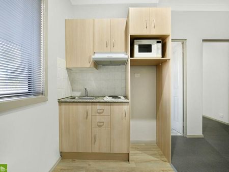 6/143 Kembla Street, Wollongong NSW 2500 - Apartment For Rent | Domain - Photo 4