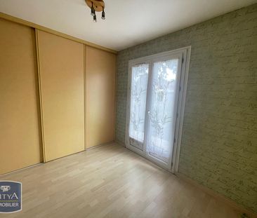Location Maison 4 pièces 112m² YVRE L EVEQUE 72530 - Photo 6
