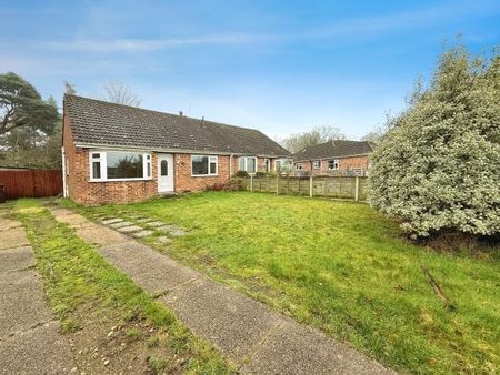 Laurel Road, NR7 9LL - Photo 5