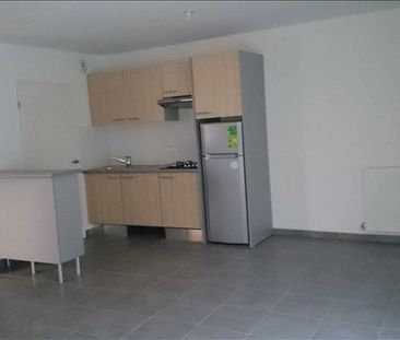 Location Appartement 3 pièces 69 m2 à Saint-Médard-en-Jalles - Photo 5