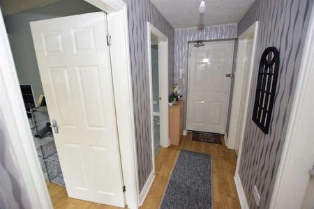 Salisbury Road, Wallasey, CH45 - Photo 2