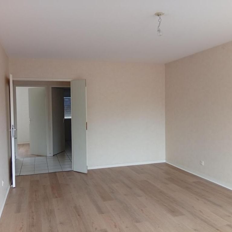 A LOUER TYPE 2 AVEC GARAGE RESIDENCE DU BARY, CHAMP DE MARS - PROCHE DU CENTRE VILLE - Photo 1