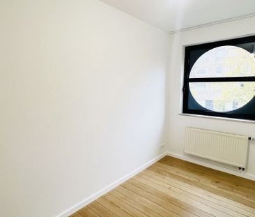 Appartement te huur in Schaarbeek voor € 1.500 met 2 slaapkamers - Photo 6