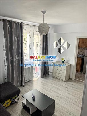Garsoniera mobilata, utilata in Militari Residence 280 euro - Fotografie 1