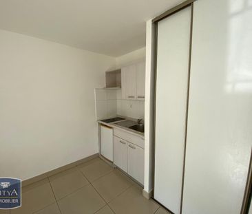 Location Appartement 1 pièce 21m² STE CLOTILDE 97490 - Photo 2