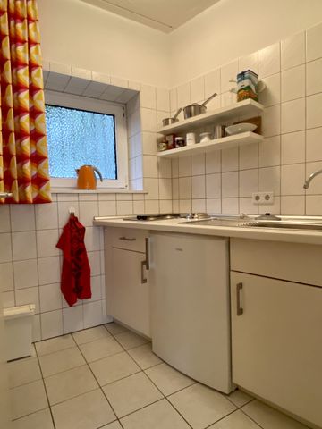 Modernisiertes 1-Zimmer-Apartment + Wintergarten in zentraler aber ruhiger Lage! - Photo 2