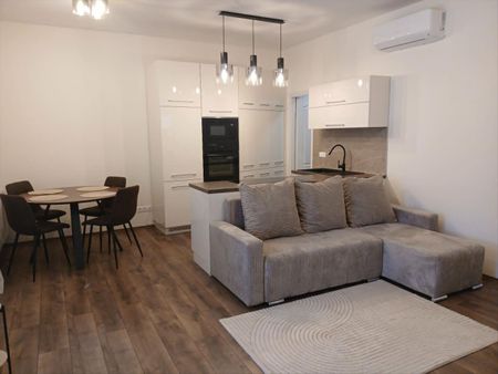 Kiadó újszerű állapotú lakás - Debrecen - Fotó 3