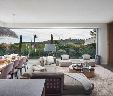 Antibes, villa contemporaine avec vue mer – 5 chambres – Toit-terra... - Photo 6