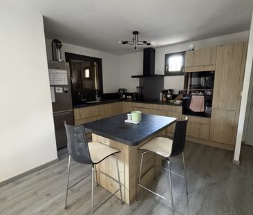 Location Maison 3 pièces 74m² ST AMANT TALLENDE 63450 - Photo 3