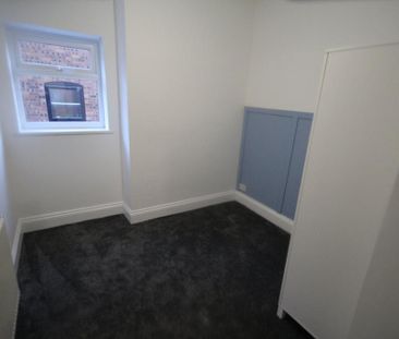 3 bedroom end of terrace house to rent - Photo 5