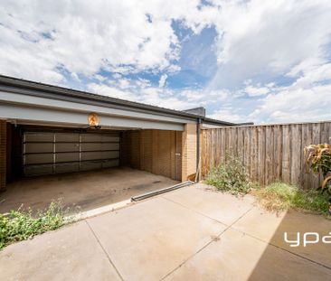 Convenience Living Perfect Location in Diggers Rest. - Photo 3