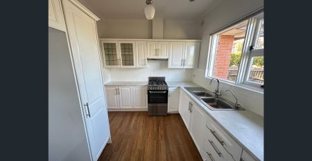 Charming Family Home in the Heart of Para Hills! - Photo 3