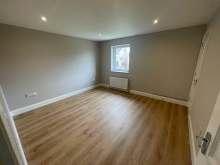 705, A Pinebank, Tullygally, Craigavon, BT65 5DA - Photo 3