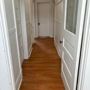 Grand 5 1/2 - Photo 2