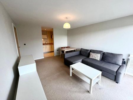 2 bedroom apartment to rent - Photo 2