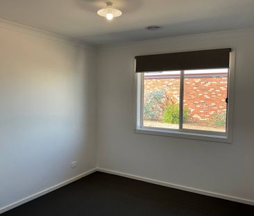 11 Toby Crescent, Tatura - Photo 4