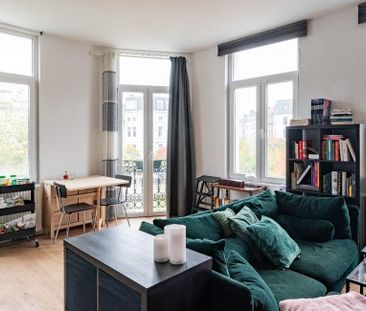 Appartement te huur in Antwerpen voor € 925 met 1 slaapkamer - Photo 5
