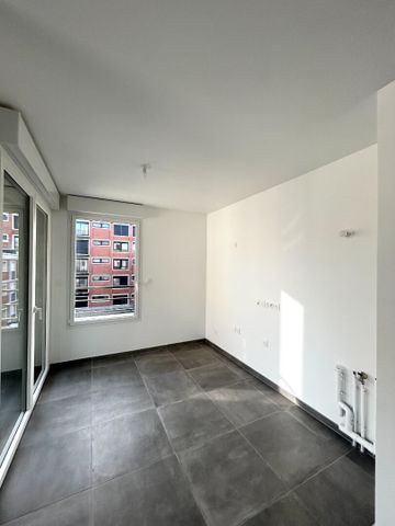 Location Appartement 3 pièces 64m² - Photo 4