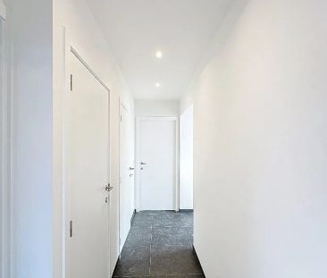 Volledig gerenoveerd appartement op de eerste verdieping met terras... - Photo 5