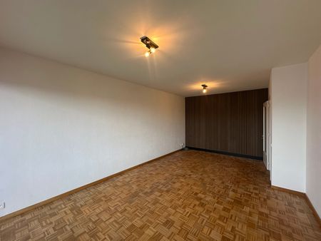 Te Huur 2 slaapkamers Oostende Leopold III-laan 16 - Photo 3