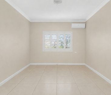 Great 3 Bedroom Home - Available Now! - Photo 6