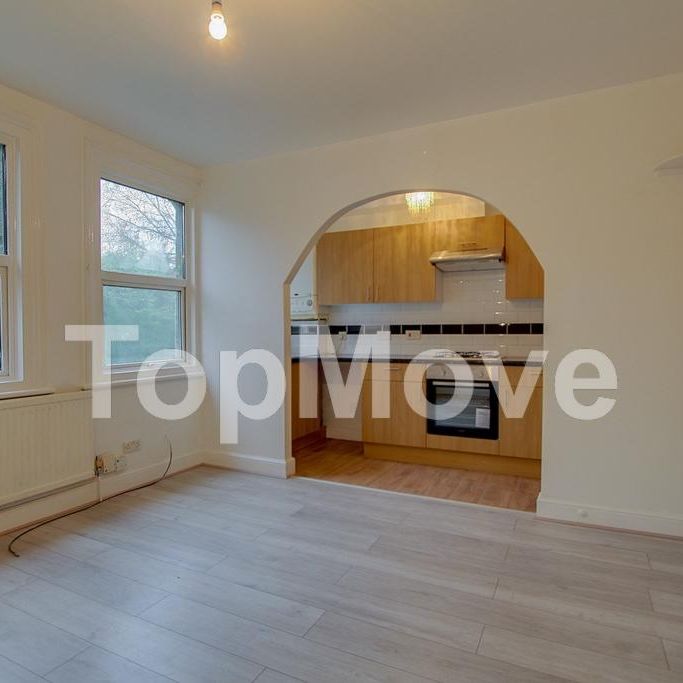 1 bedroom flat to rent - Photo 1