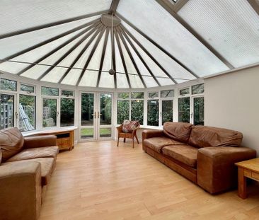 4 bedroom terraced house to rent - Photo 1