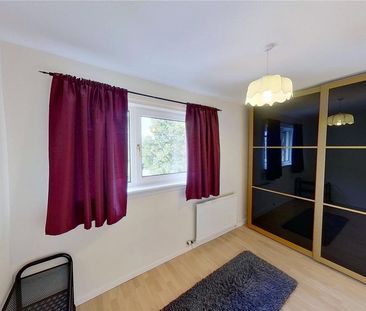 2 bedroom semi-detached house to rent - Photo 3