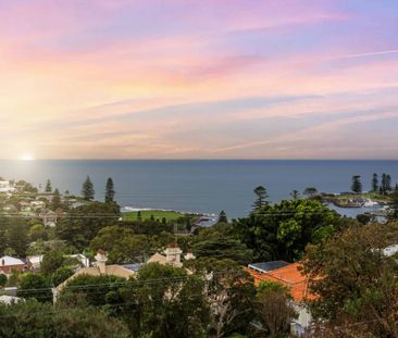 4-Bedroom Home with Stunning 180-Degree Views in Kiama - Photo 6